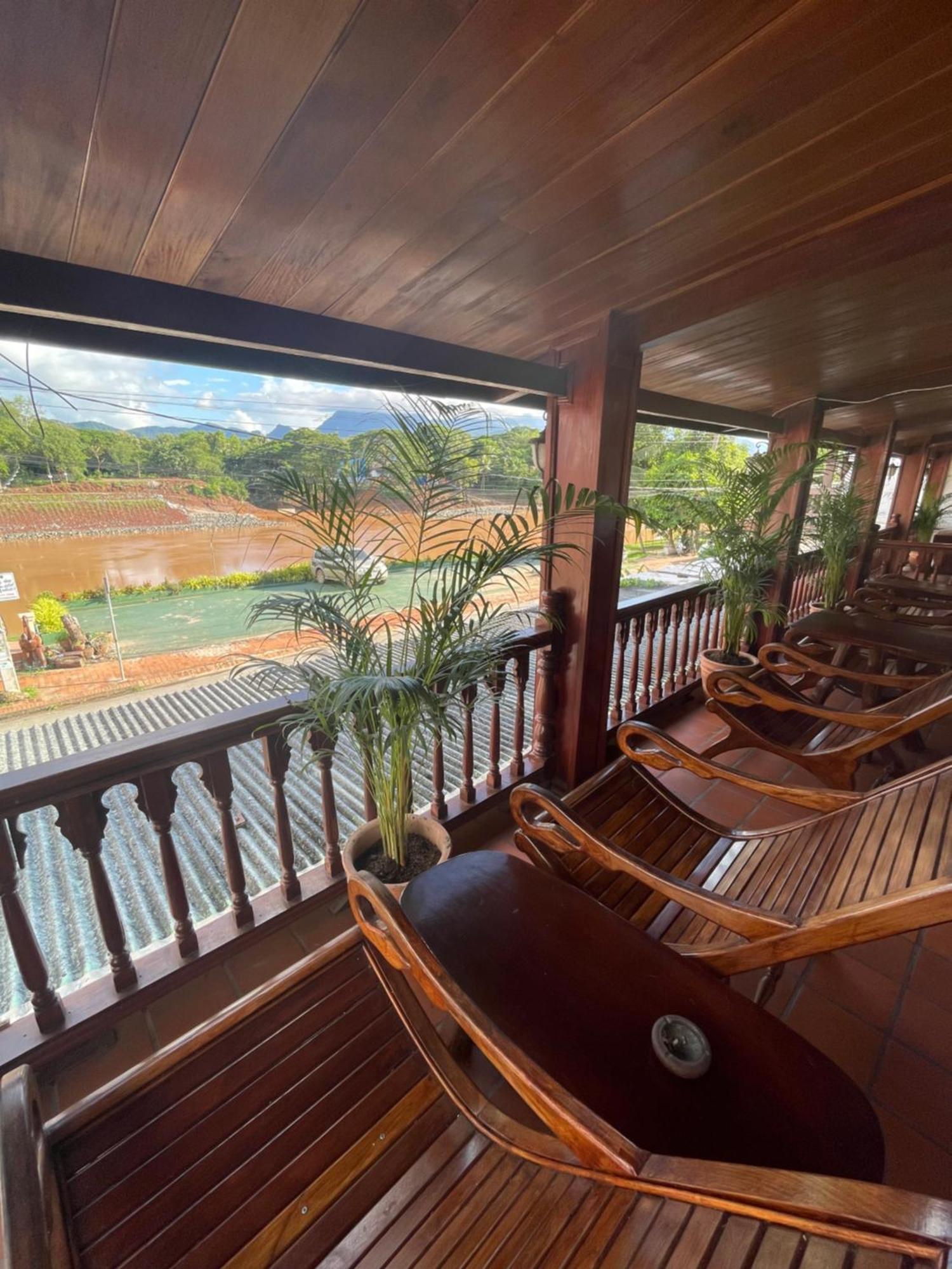 Luang Prabang - Villa Ouis Namkhan Riverside 2 Kültér fotó